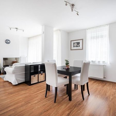 White Cascade Realty Apartment 부다페스트 외부 사진