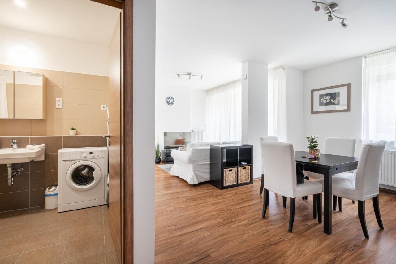 White Cascade Realty Apartment 부다페스트 외부 사진